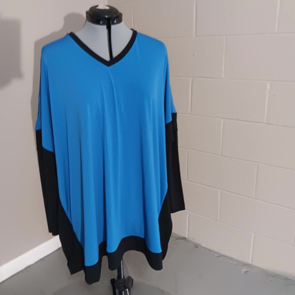 Anthony Original Womens Plus Size Stretch V-Neck Contrast Trim Tunic Top Size 1X